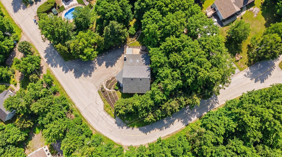 House in Piedmont, Quebec, Canada 3 - 17104277