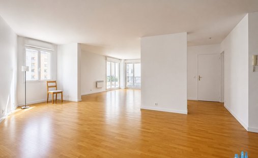 Apartment in Hôtel de Ville, Courbevoie, France 1