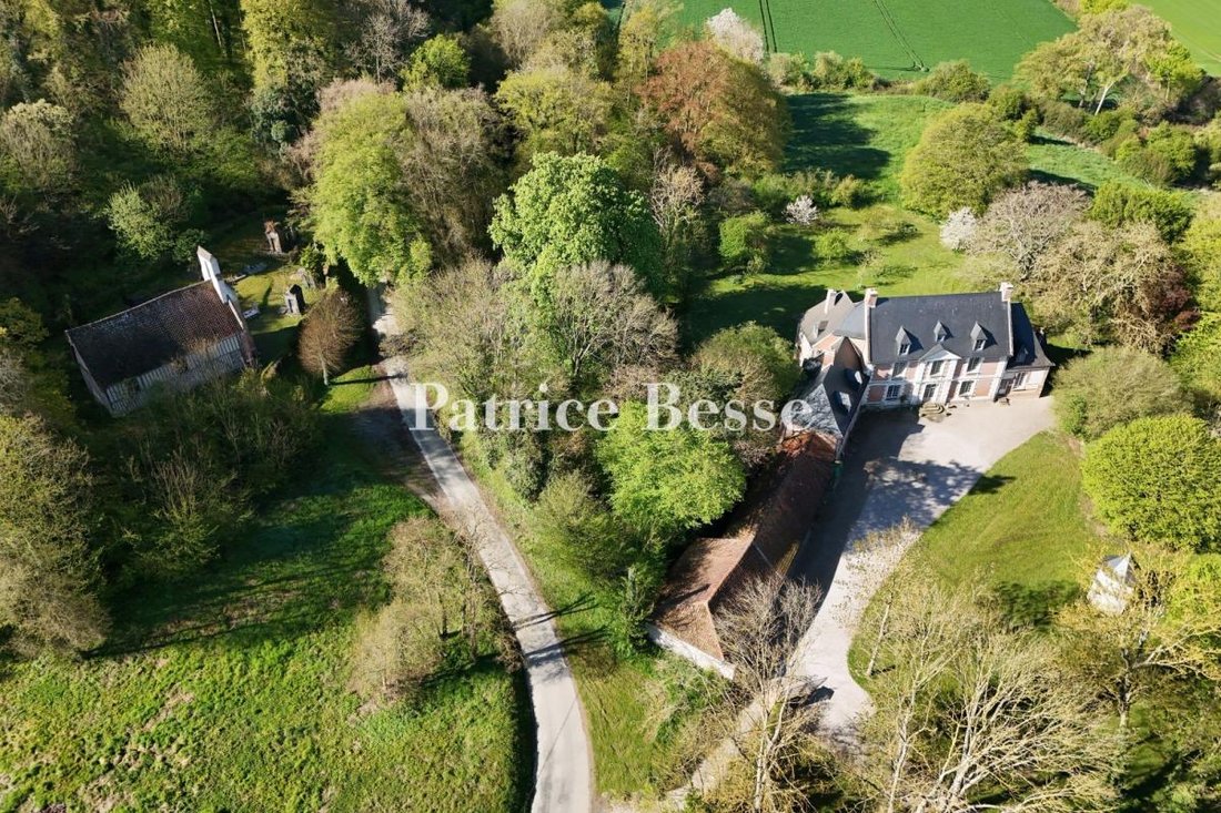 Castle in Abbeville, Hauts-de-France, France 2 - 17910838