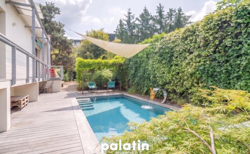 Penthouse in Illkirch-Graffenstaden, Grand Est, France 1
