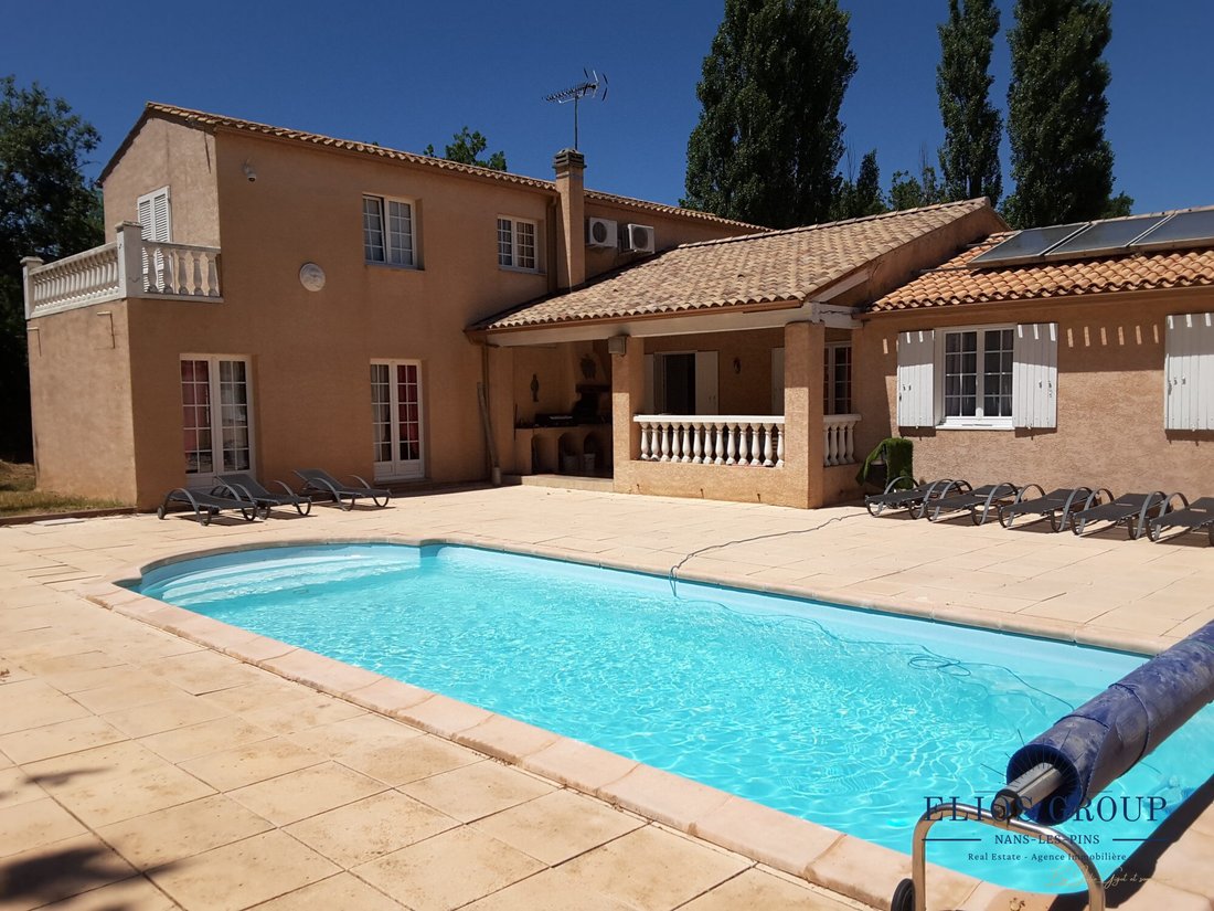 Country House in Forcalqueiret, Provence-Alpes-Côte d'Azur, France 4 - 17912365