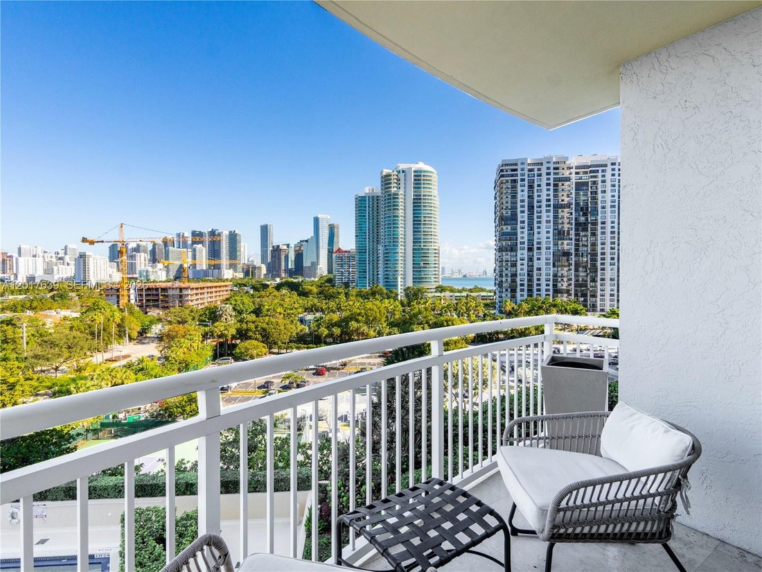 Condo in Miami, Florida, United States 4 - 17907596