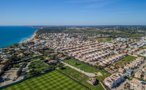 Land in Sao Goncalo de Lagos, Algarve, Portugal 1