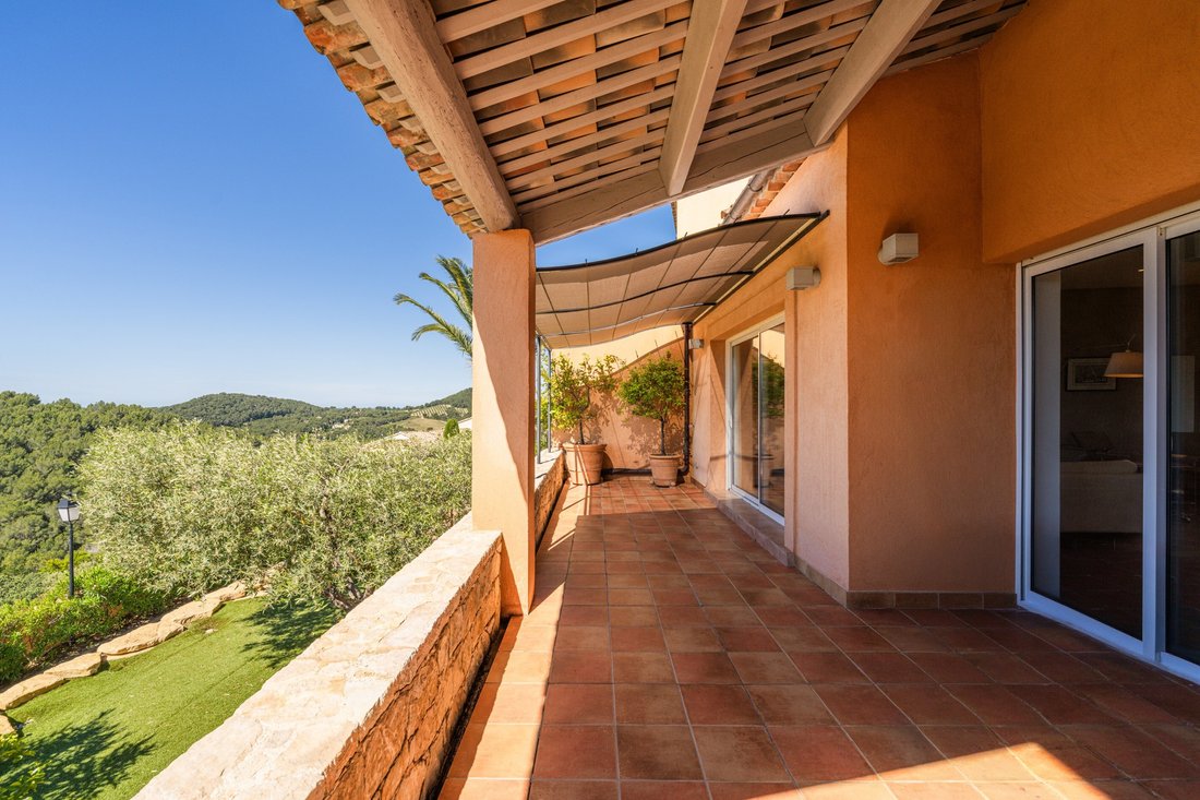 House in Saint-Cyr-sur-Mer, Provence-Alpes-Côte d'Azur, France 5 - 17911173