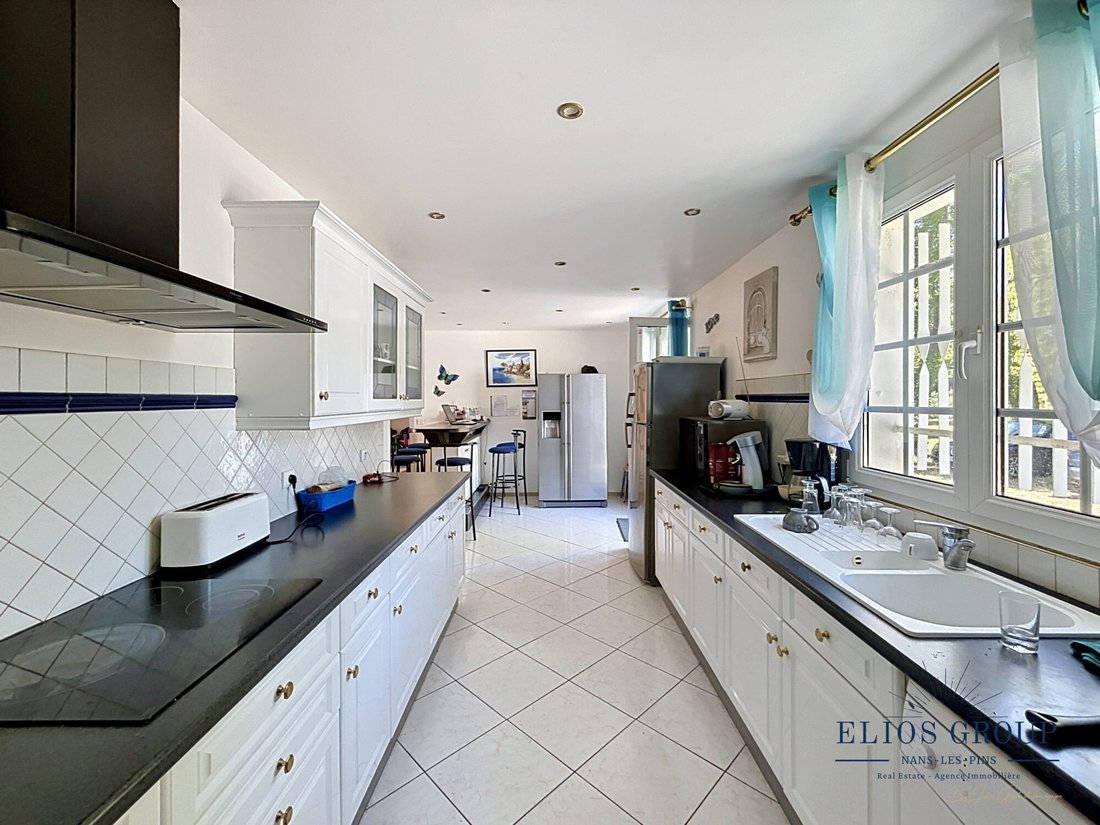 Country House in Forcalqueiret, Provence-Alpes-Côte d'Azur, France 5 - 17912365