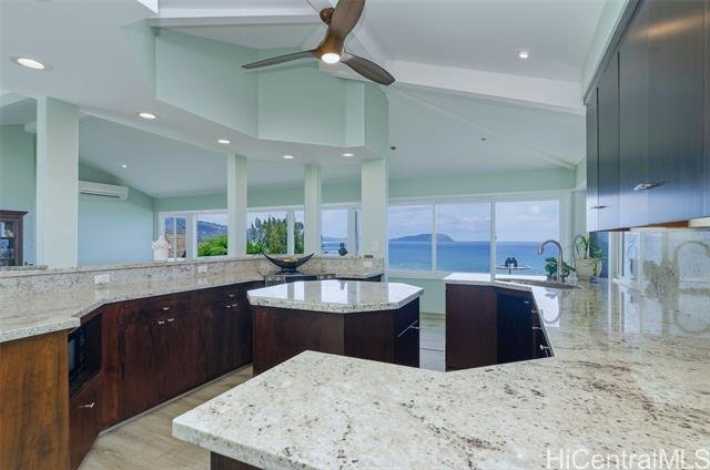 House in Honolulu, Hawaii, United States 5 - 17910799