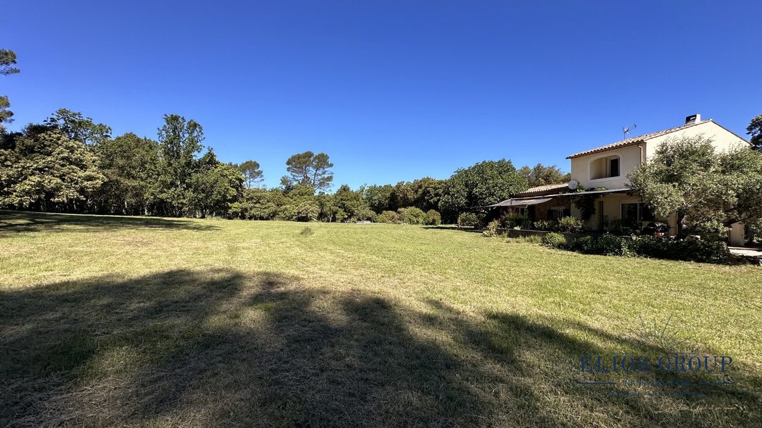 Country House in Besse-sur-Issole, Provence-Alpes-Côte d'Azur, France 3 - 17912383