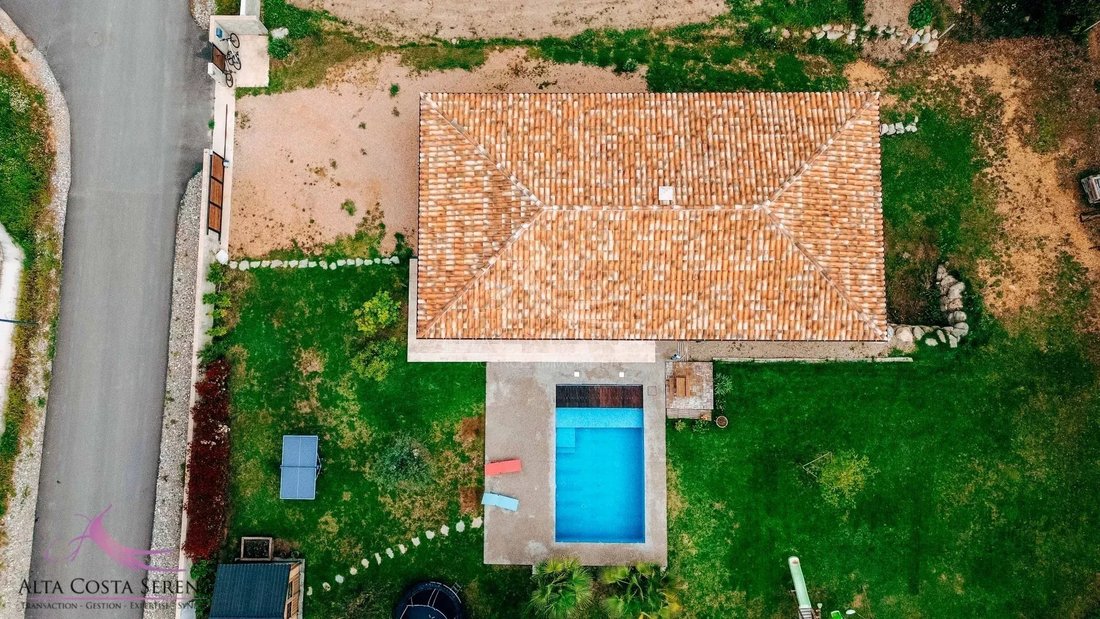 House in Prunelli-di-Fiumorbo, Corsica, France 4 - 17907866