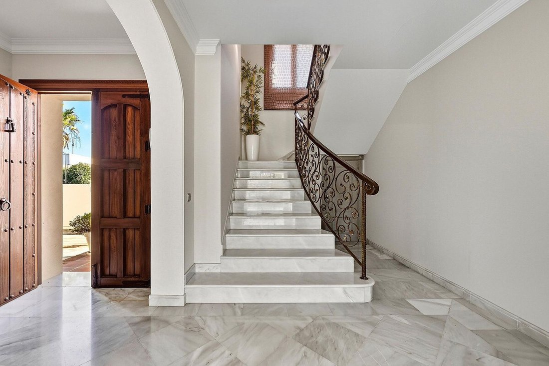 Villa in Guadalmina Alta, San Pedro de Alcantara, Spain 5 - 17907806