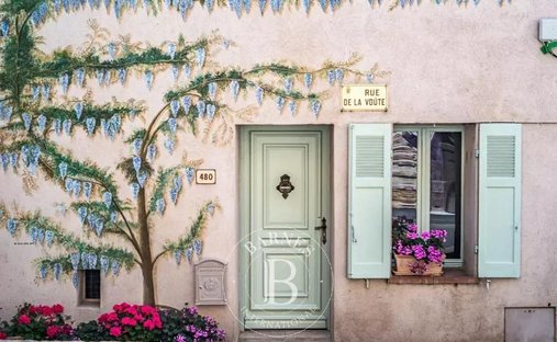 House in Bagnols-en-Forêt, Provence-Alpes-Côte d'Azur, France 1