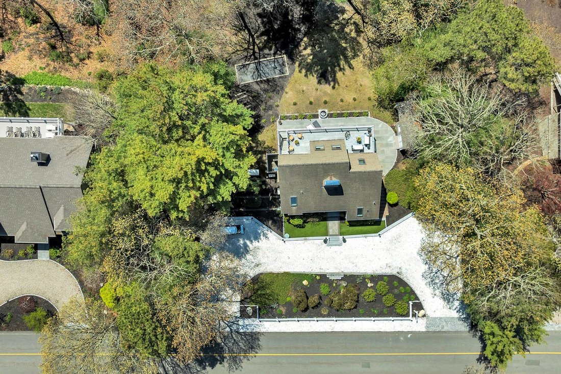 House in Mashpee, Massachusetts, United States 1 - 17906498