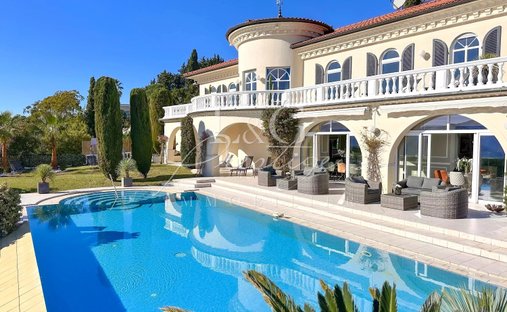 Estate in Cannes Marina-La Roubine, Mandelieu-la-Napoule, France 1