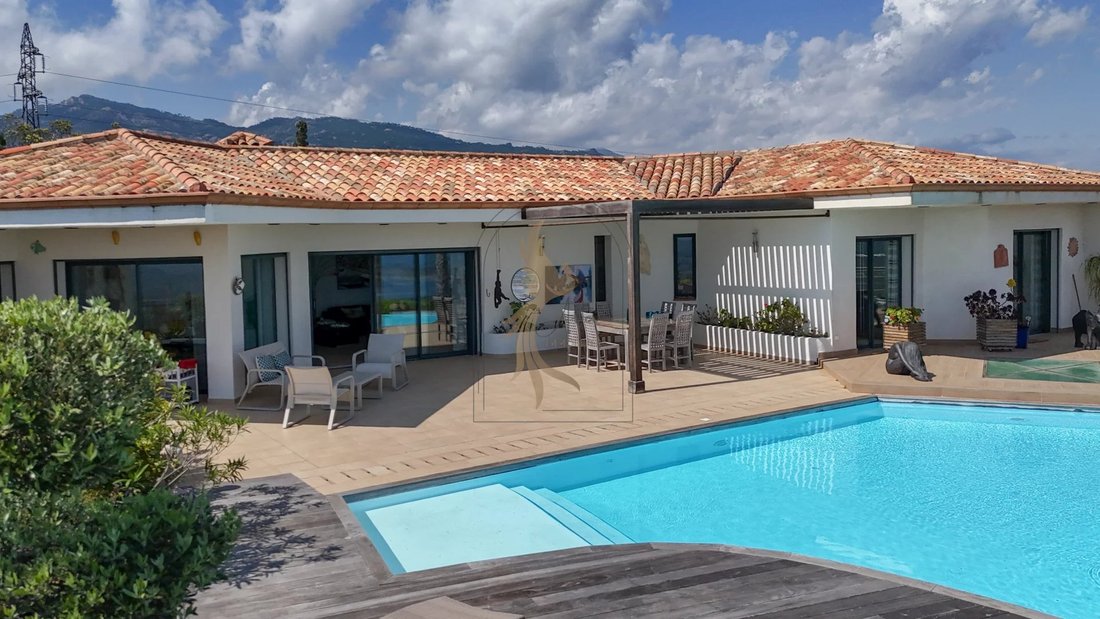 Villa in Porto-Vecchio, Corsica, France 2 - 17907864