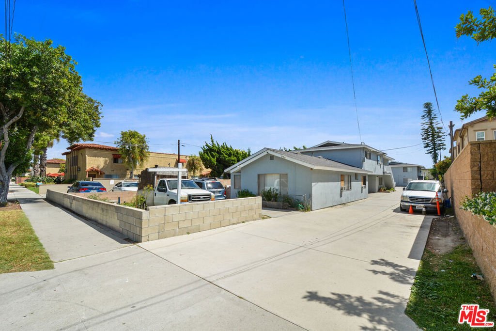 Norwalk, California, United States 1 - 17909331