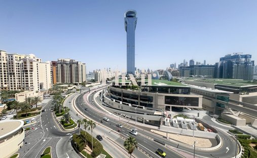 Apartment in Palm Jumeirah, Dubai, United Arab Emirates 1
