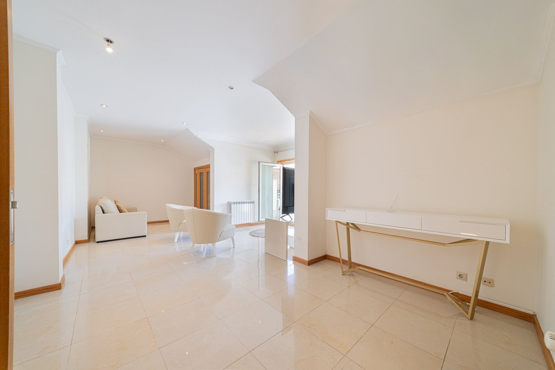 Apartment in Póvoa de Santo Adrião, Lisbon, Portugal 2 - 17911031
