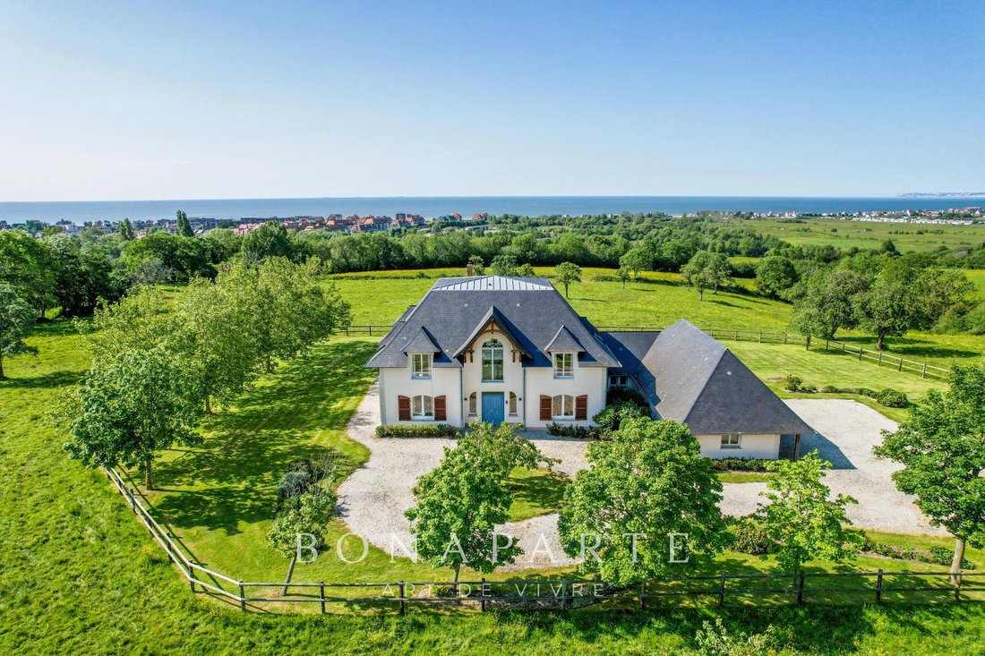 Villa in Deauville, Normandy, France 1 - 17908063