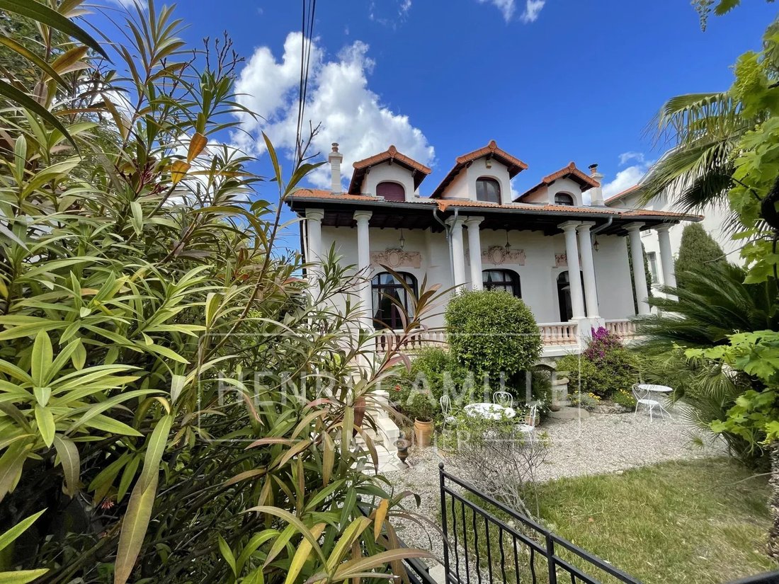 Villa in Vallergues, Cannes, France 3 - 10670996