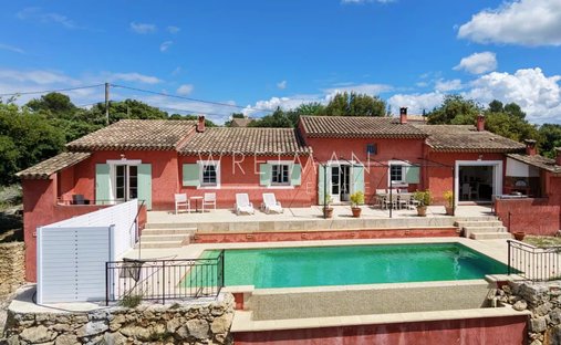 Villa in Ouest, Lorgues, France 1