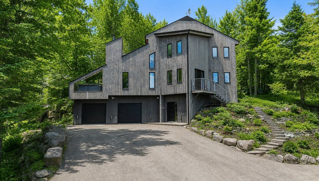 House in Piedmont, Quebec, Canada 1 - 17104277