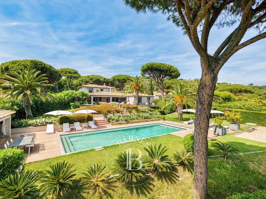 Villa in Grimaud, Provence-Alpes-Côte d'Azur, France 1 - 17906836