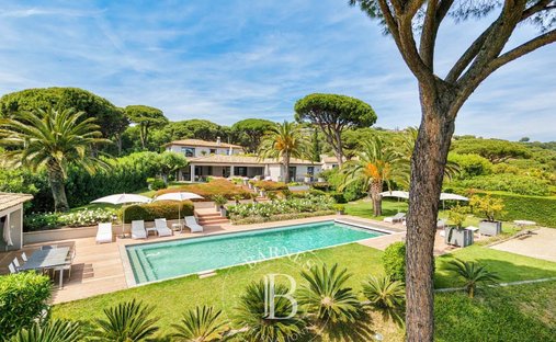 Villa in Grimaud, Provence-Alpes-Côte d'Azur, France 1