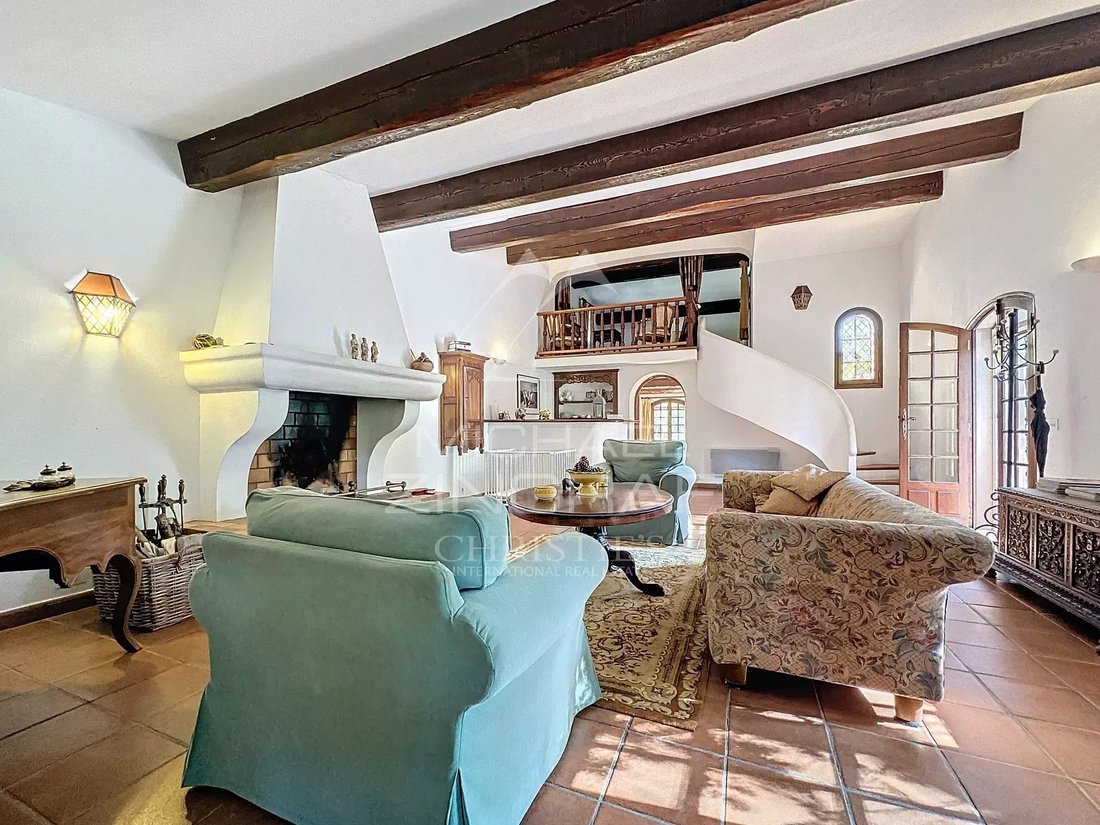 House in Callas, Provence-Alpes-Côte d'Azur, France 5 - 17907475
