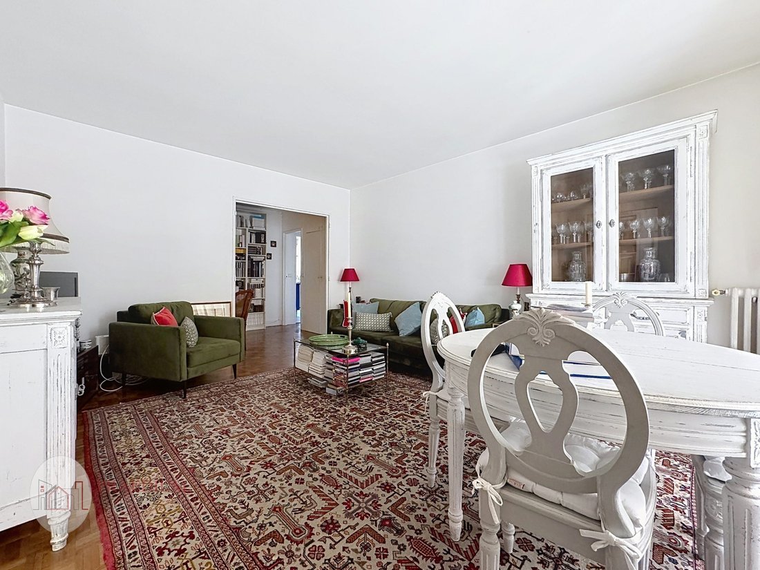 Apartment in Violet Commerce, Paris 15e Arrondissement, Paris 5 - 17912447