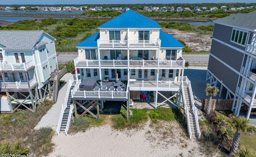 Haus in North Topsail Beach, North Carolina, Vereinigte Staaten 1