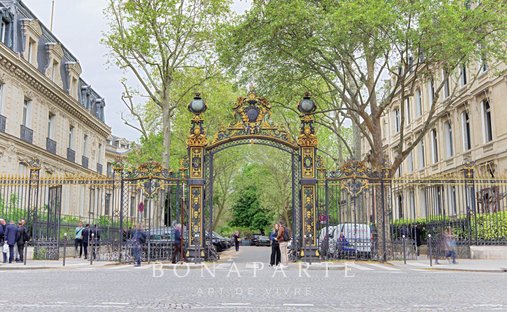 Apartment in Parc Monceau, Paris 8e Arrondissement, Paris 1