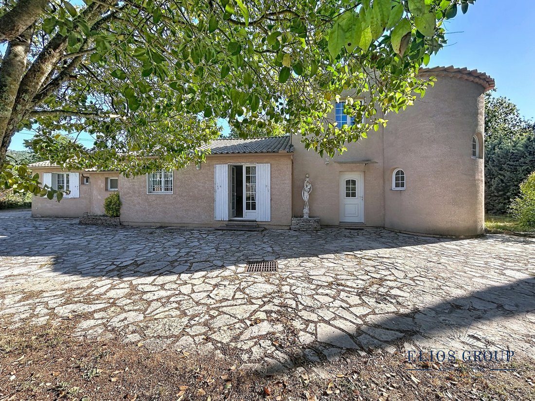 Country House in Forcalqueiret, Provence-Alpes-Côte d'Azur, France 2 - 17912365