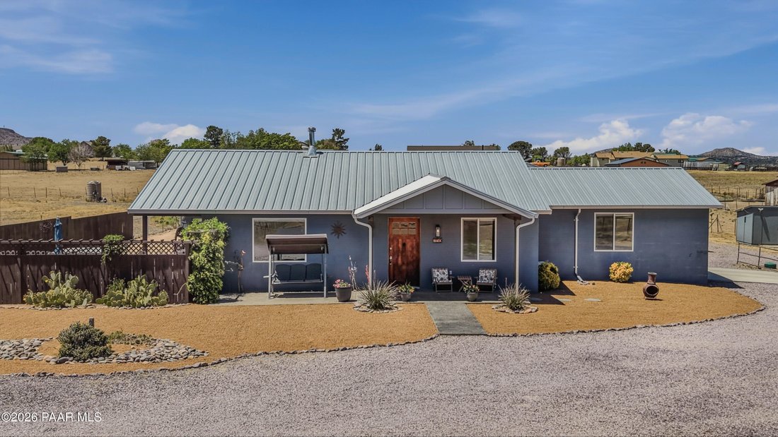 Chino Valley, Arizona, United States 1 - 17907983