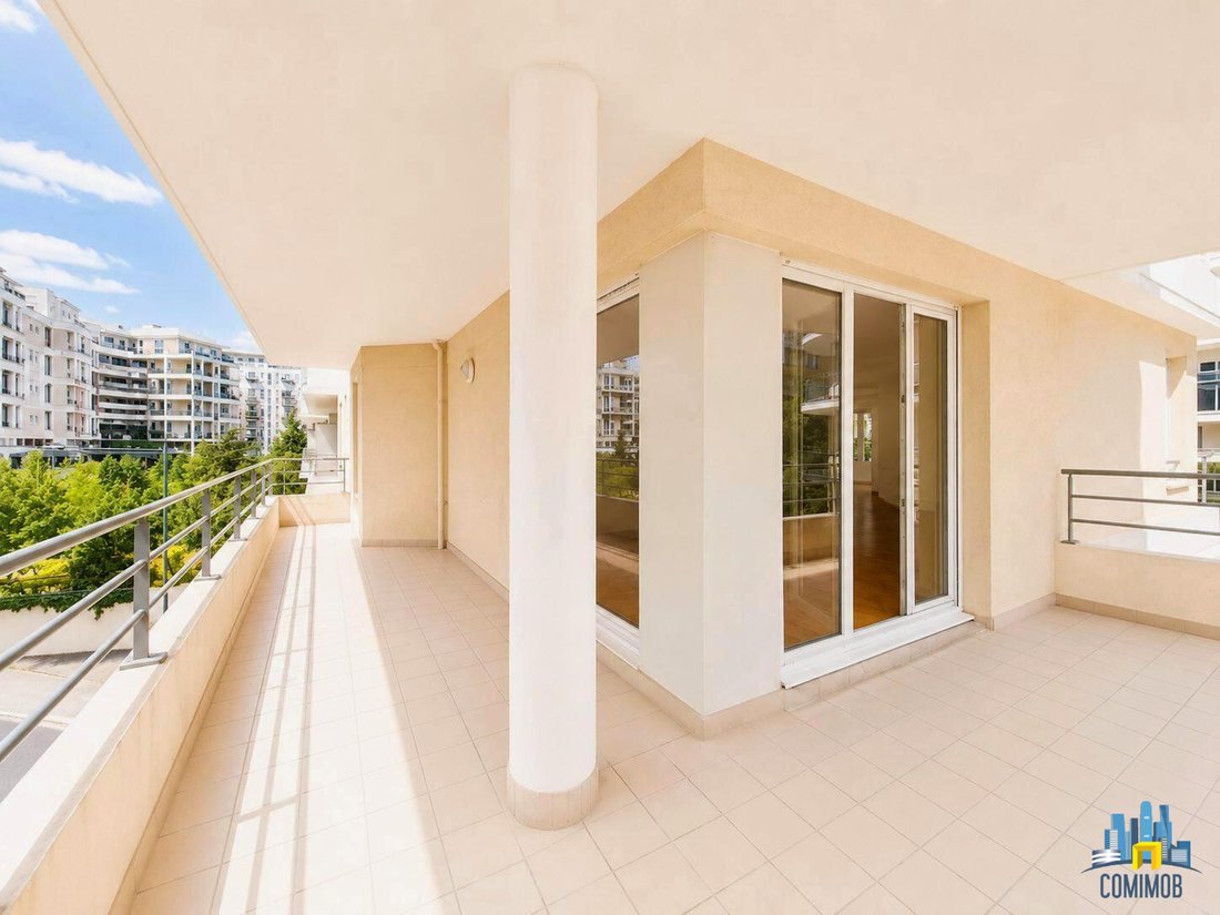 Apartment in Hôtel de Ville, Courbevoie, France 2 - 17912244