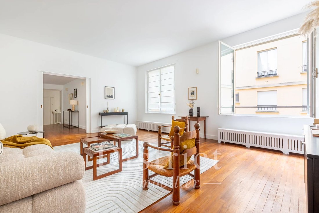 Apartment in Île Saint Louis, Paris 4e Arrondissement, Paris 3 - 17743581