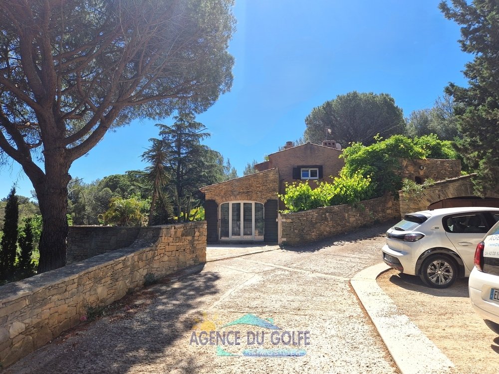 House in La Ciotat, Provence-Alpes-Côte d'Azur, France 1 - 17909928