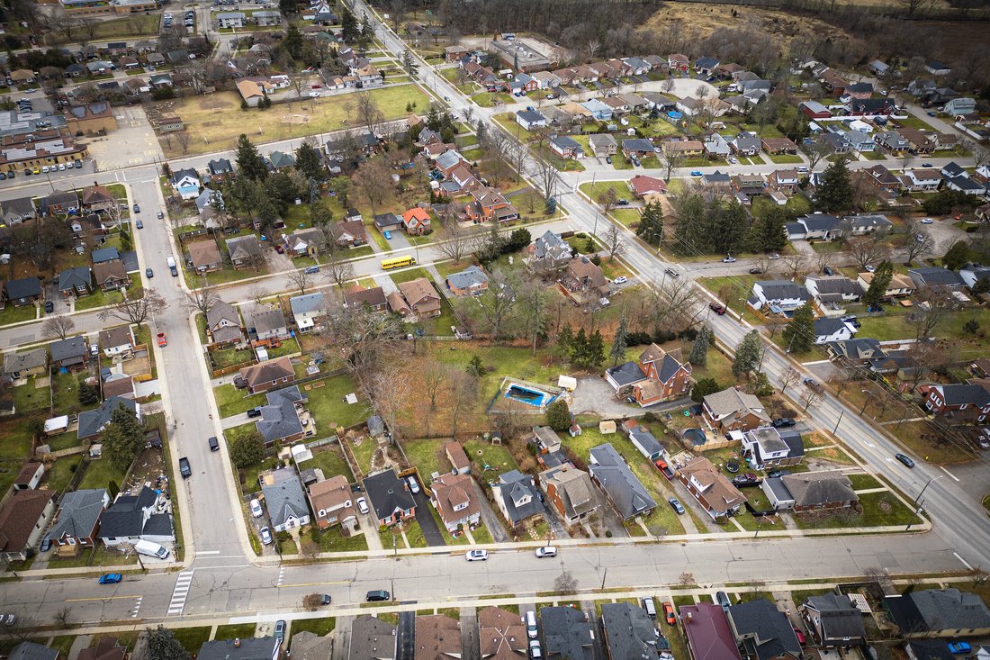 Land in Brantford, Ontario, Canada 4 - 17912225