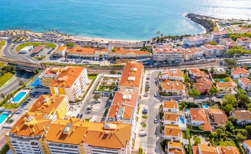 Apartment in Carcavelos e Parede, Lisbon, Portugal 1