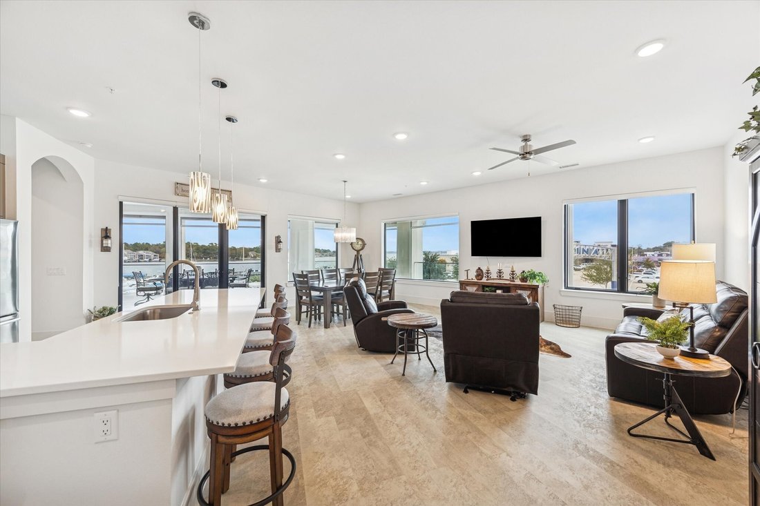 Condo in Conroe, Texas, United States 5 - 17911303