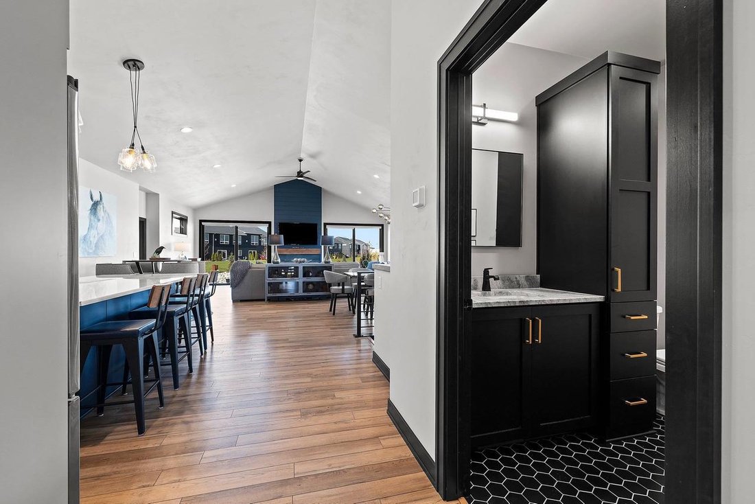 House in Ashwaubenon, Wisconsin, United States 4 - 17909263