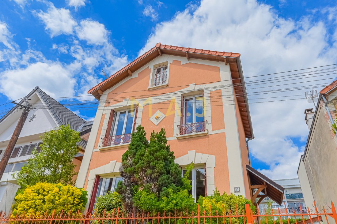 House in Ledru Rollin, Le Perreux-sur-Marne, France 1 - 17907211