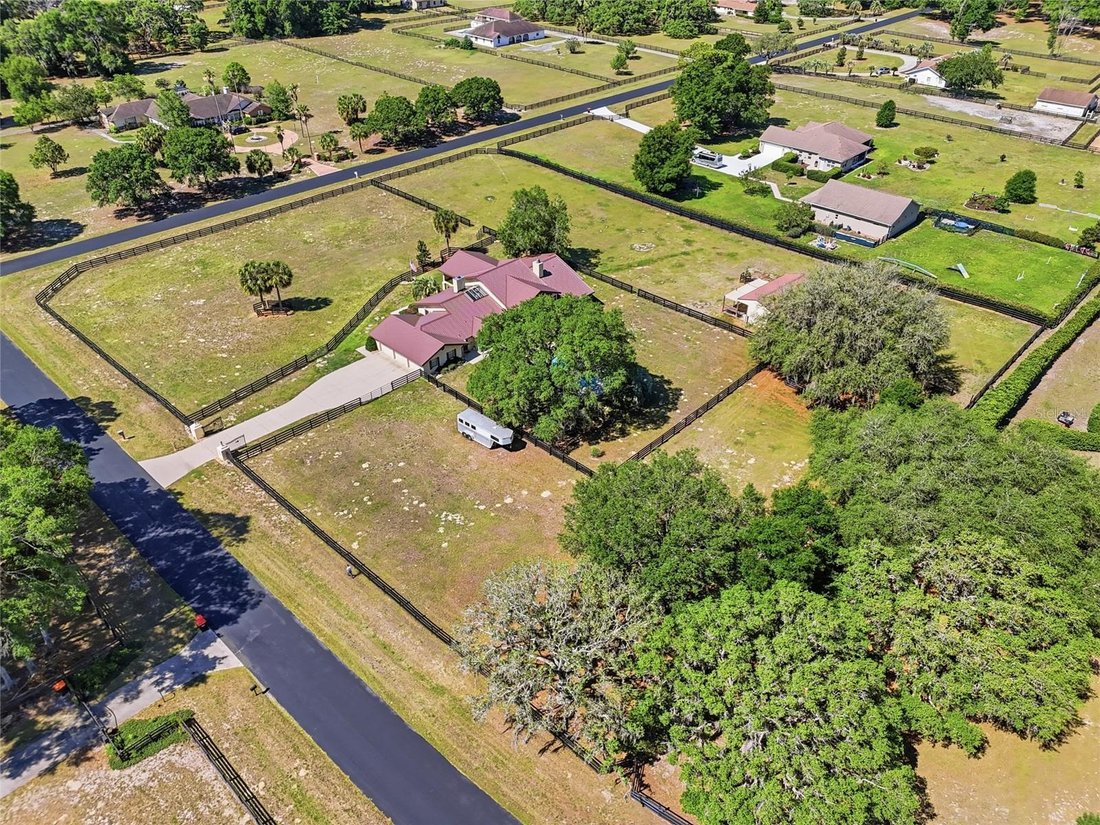 House in Ocala, Florida, United States 4 - 17905949