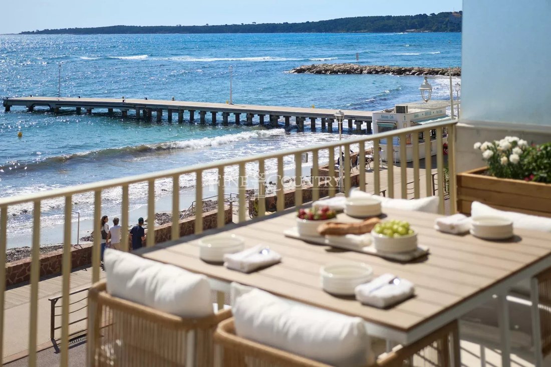 Apartment in Cannes, Provence-Alpes-Côte d'Azur, France 1 - 17907538