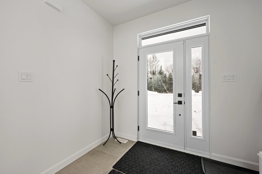 House in La Conception, Quebec, Canada 3 - 17335087
