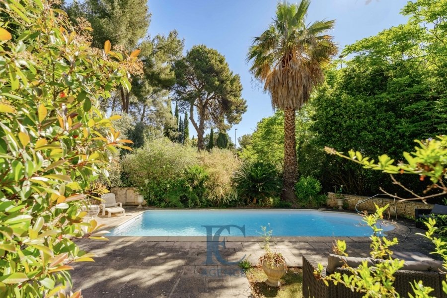 House in Saint-Cyr-sur-Mer, Provence-Alpes-Côte d'Azur, France 1 - 17910069