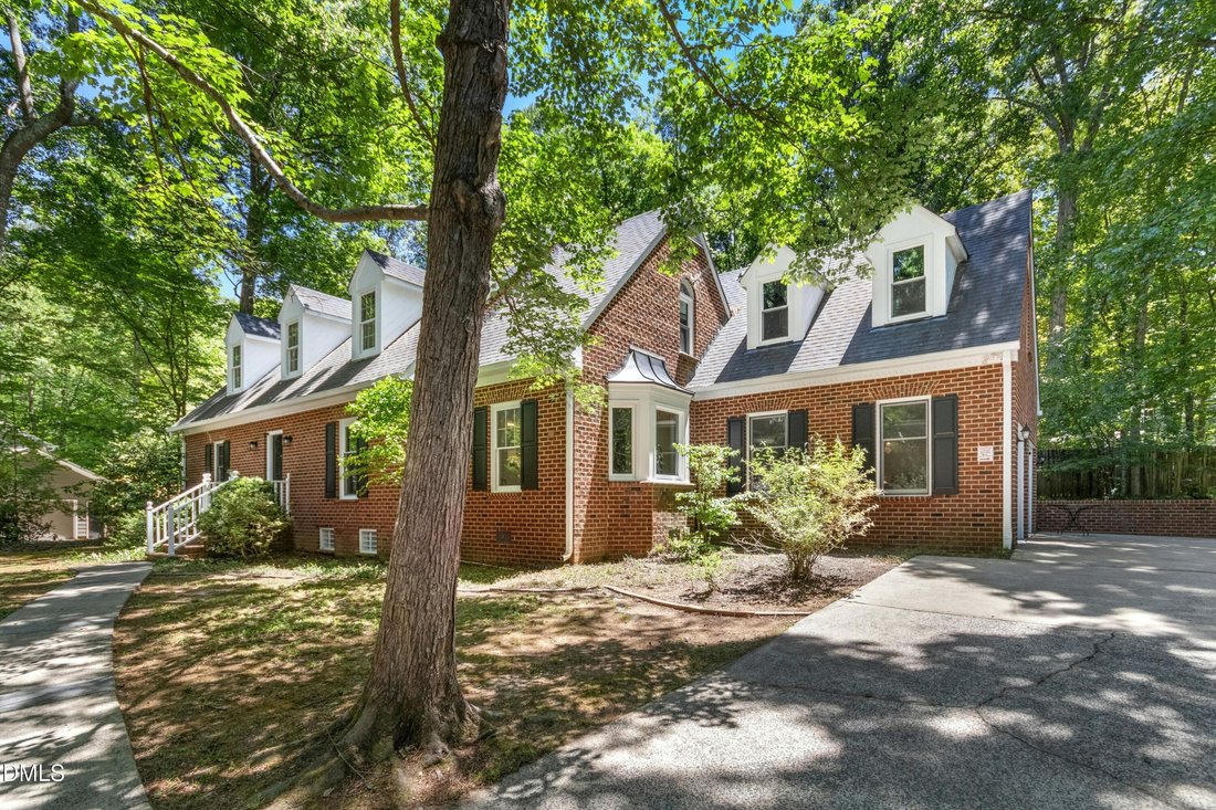 House in Chapel Hill, North Carolina, United States 2 - 17910354