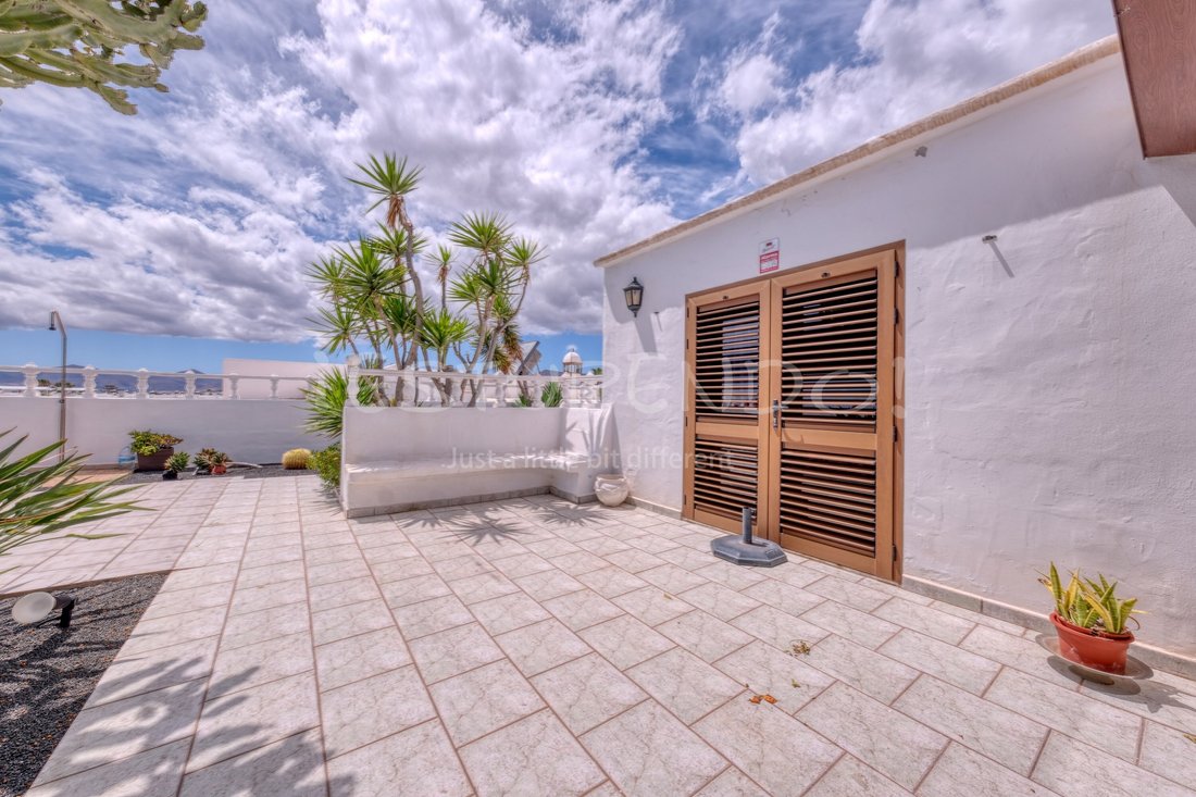 Villa in Puerto del Carmen, Tias, Canary Islands 3 - 17907746