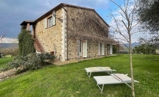 Maisons de campagne à Manciano, Toscane, Italie 1