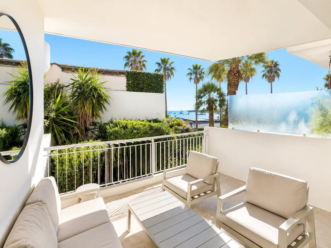 Apartment in Cannes, Provence-Alpes-Côte d'Azur, France 1 - 17908054