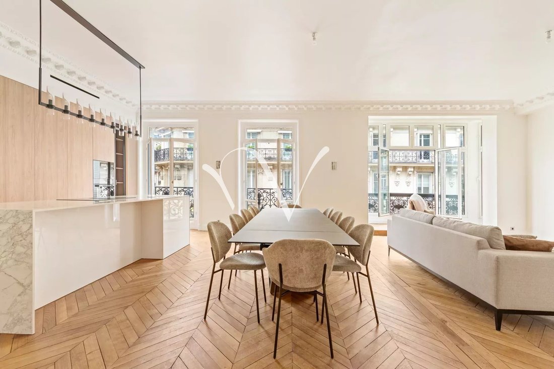 Apartment in Paris 7e Arrondissement, Paris, France 3 - 15322974