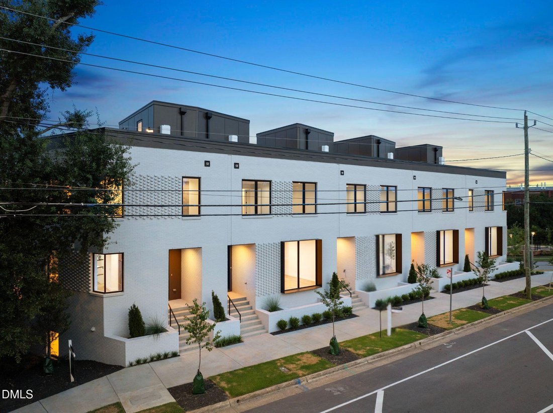 Townhouse in Raleigh, North Carolina, United States 3 - 17910367